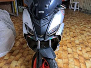APRILIA SR 125