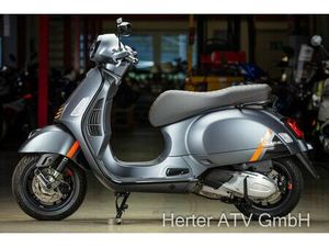 VESPA GTS 300 SUPER SPORT MODELL 24