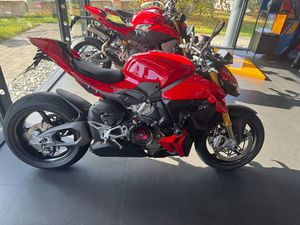 DUCATI STREETFIGHTER V4 S