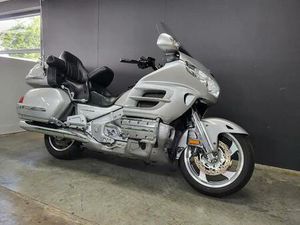 ② HONDA GOLDWING GL 1800 (ANNÉE DE CONSTRUCTION 2008)