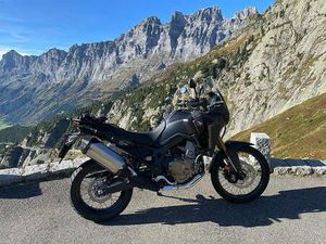 HONDA CRF 1000A DAKAR AFRICA TWIN SCHWARZ CANTON NIDWALD -