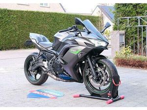 ② KAWASAKI NINJA 650 SPORT 35 KW