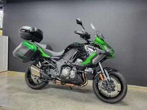 ② KAWASAKI VERSYS 1000 SE GT-EDITION (BTW-MOTOR)