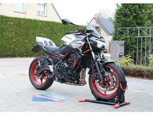 ② KAWASAKI Z650 SPORT 35 KW