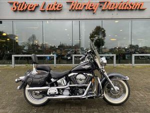 ② HARLEY-DAVIDSON SOFTAIL HERITAGE NOSTALGIA