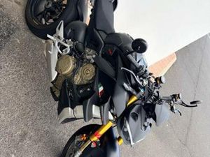 DUCATI - STREETFIGHTER V4S