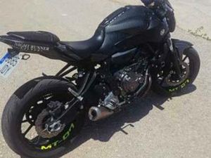 YAMAHA - MT07