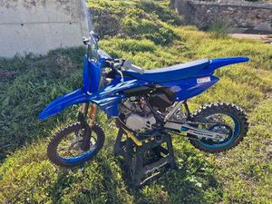 YAMAHA - YZ 65 CC
