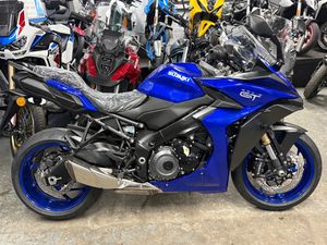 2025 SUZUKI GSX-S GT1000