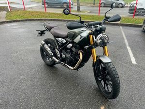 TRIUMPH SCRAMBLER 400 X