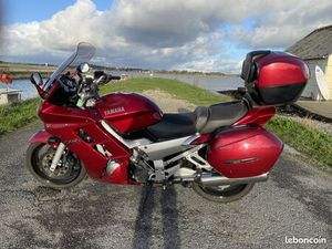 YAMAHA FJR