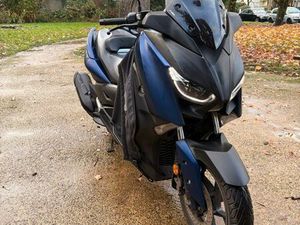 YAMAHA XMAX 125 – 2022 – 22 000 KM – ABS – START & STOP – RÉVISION OK