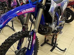 YAMAHA YZ 250
