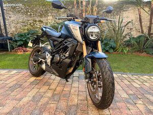 ☀️HONDA CB 125 R + OPTIONS- 698KM - PRÊTE À ROULER☀️