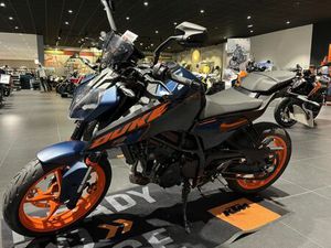 KTM 125 DUKE ABS 2024 125 CM3 | MOTO ROADSTER | 4 282 KM | BLEU | 56100 LORIENT