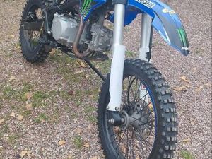 VENDS DIRT SMX 140 EN L'ÉTAT