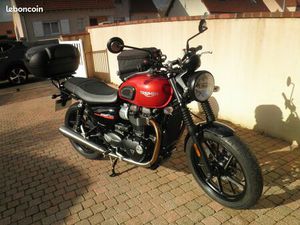 TRIUMPH 900 STREET TWIN