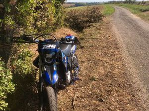 MOTO YAMAHA 125 DTX