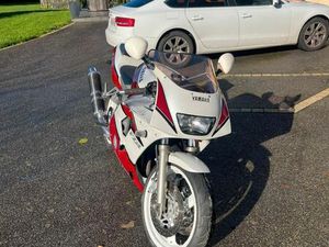 400 FZR