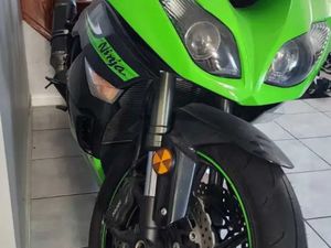 2010 KAWASAKI ZX6R