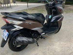 SCOOTER SYM JET14 FAIBLE KILOMÈTRAGE