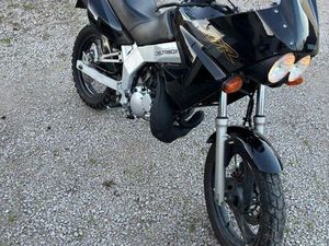 YAMAHA 125