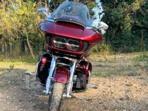 HARLEY DAVIDSON ROAD GLIDE CVO