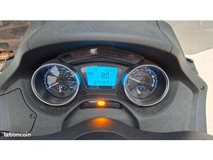 PIAGGIO MP3 500