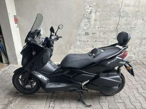 YAMAHA X-MAX 300 TECHMAX