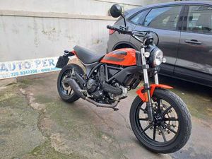 DUCATI SCRAMBLER 400 ARANCIONE