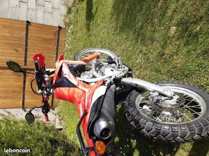 VENDS MOTO HONDA 250 CRF L