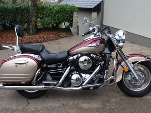 KAWASAKI VULCAN 1500 NOMAD LIKE NEW FROM CANADA