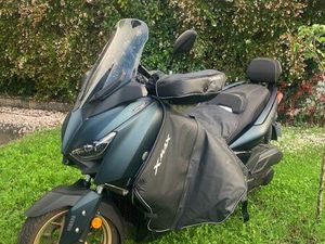 XMAX TECH MAX 125 ABS 2022