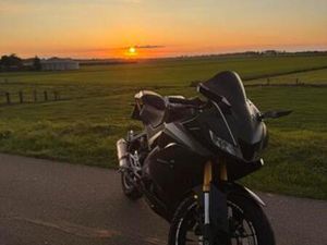 YAMAHA YZF -R 125 — SCOOTERS | YAMAHA — MARKTPLAATS