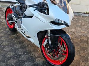 DUCATI 899 PANIGALE