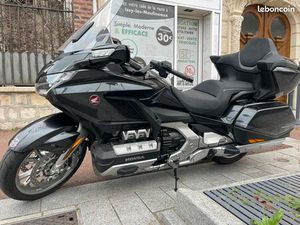 HONDA GOLDWING 1800 DCT