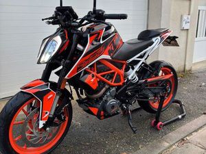 KTM 390 DUKE
