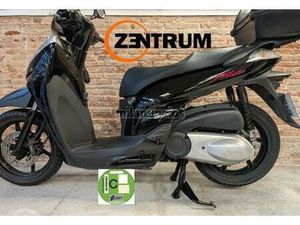 HONDA - SCOOPY SH300I SPORT TOPBOX