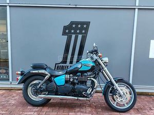 TRIUMPH - SPEEDMASTER 800