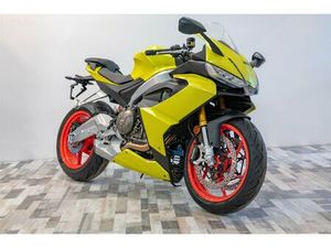 MOTO NEUVE: APRILIA RS 660