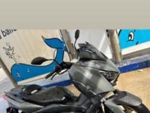 YAMAHA - XMAX TECH MAX