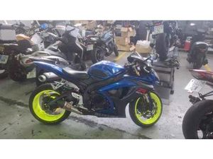 SUZUKI - GSXR