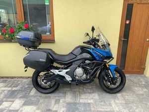 CFMOTO 650 MT