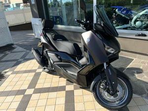 YAMAHA X-MAX 125 TECH-MAX