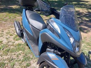 SCOOTER YAMAHA TRICITY