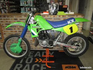 KAWASAKI 250 KX 1985 DV