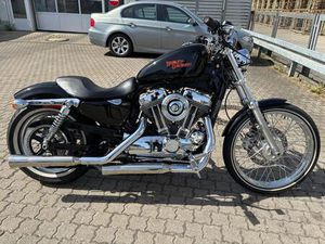 HARLEY DAVIDSON SPORTSTER SEVENTY TWO