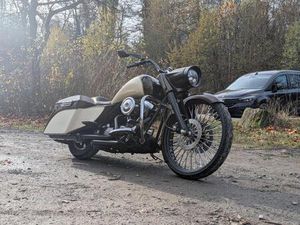 HARLEY DAVIDSON ROAD KING CUSTOM BOBBER 26ER RAD