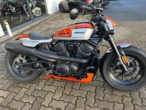 HARLEY-DAVIDSON SPORTSTER S MIT KESS TECH AUSPUFF