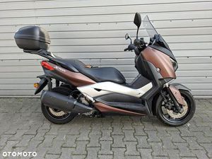 YAMAHA X-MAX